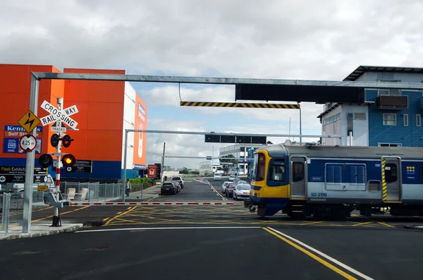 Tren MAXX en Auckland Nueva Zelanda — Foto de Stock