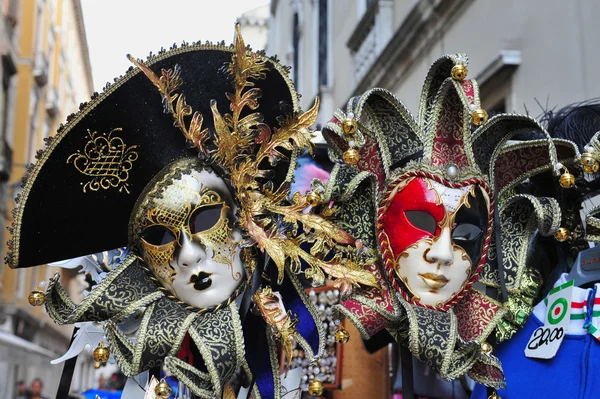 Venetianska masker i Venedig, Italien — Stockfoto