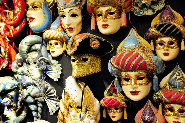 venecian maskes