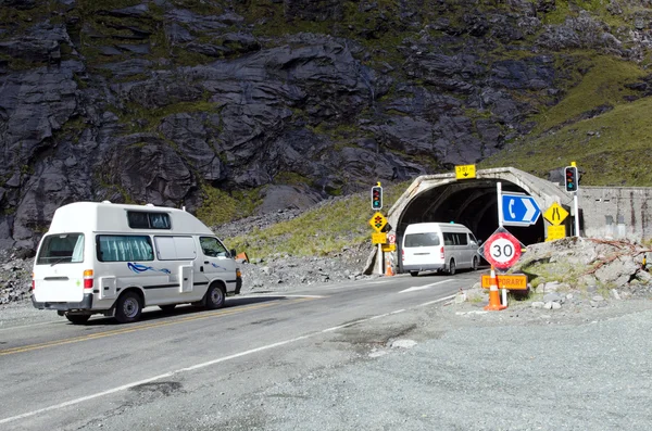 Fiordland - homer tunnel — Zdjęcie stockowe