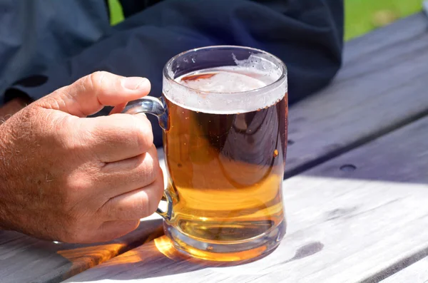 Tazza di birra — Foto Stock