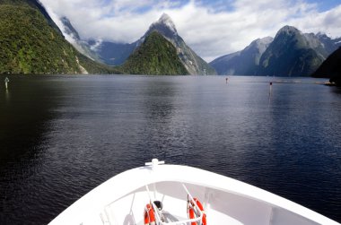Milford ses - Yeni Zelanda