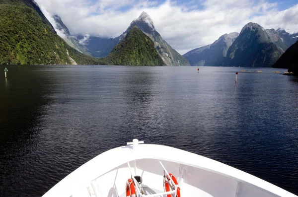 Milford sound - Nieuw-Zeeland — Stockfoto