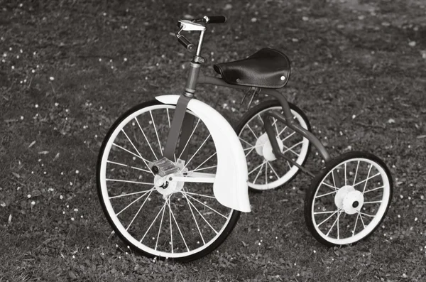 Старі дитина велосипеда — стокове фото