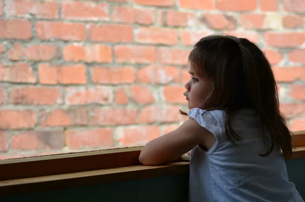 Enfant ayant des besoins spéciaux — Photo