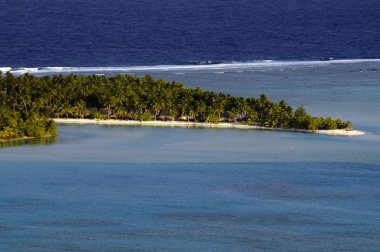 aitutaki Atoll havadan görünümü