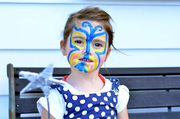 Child face painting — Stock Photo, Image