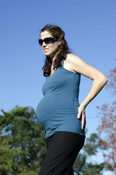 Gravid kvinna hälso-och sjukvård — Stockfoto