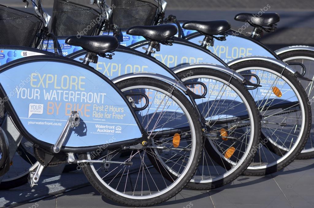 Auckland waterfront bike hire Stock Editorial Photo © lucidwaters