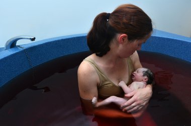 gebelik - hamile kadın doğal su 