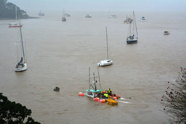 Storm damage - sink boat — Stock Photo, Image