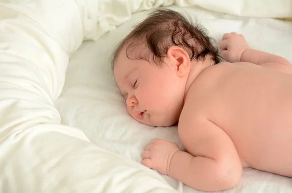 Bebé recién nacido dormir — Foto de Stock