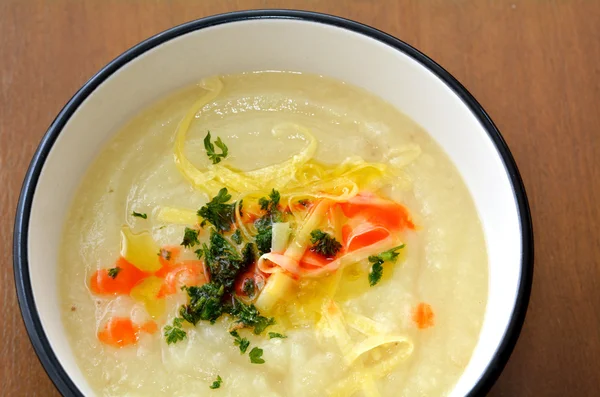 白人参のスープ — ストック写真