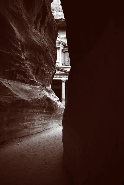 Petra - Jordânia, A entrada Siq-principal — Fotografia de Stock