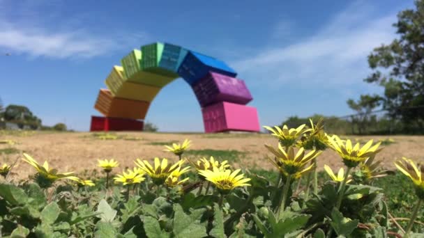 Fremantle Oct 2021 Rainbow Sea Container Art Beach Reserve Fremantle — Stock video