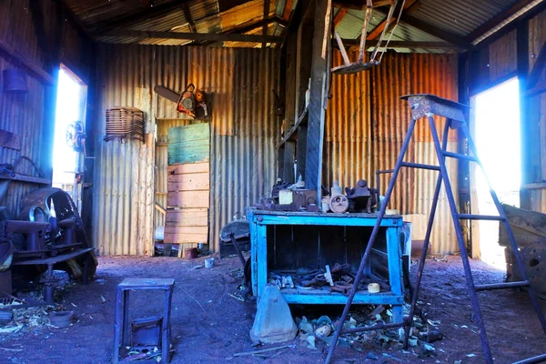 Egy Garázs Maradványai Gwalia Aranybánya Szellemvárosában Mely Azóta Elhagyatott Hogy — Stock Fotó