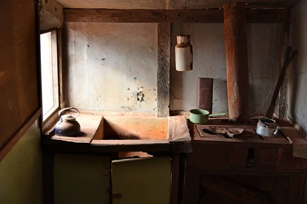 Egy Régi Konyha Maradványai Egy Elhagyatott Házban Gwalia Szellemvárosában Nyugat — Stock Fotó