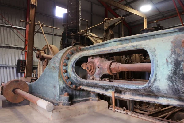 Een Oude Goudmijn Schacht Machine Australië Goudindustrie Tweede Grootste Werkgever — Stockfoto