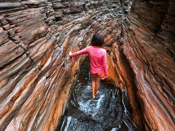 Avustralya Nın Batısındaki Karijini Ulusal Parkı Pilbara Bölgesindeki Hancock Vadisi — Stok fotoğraf
