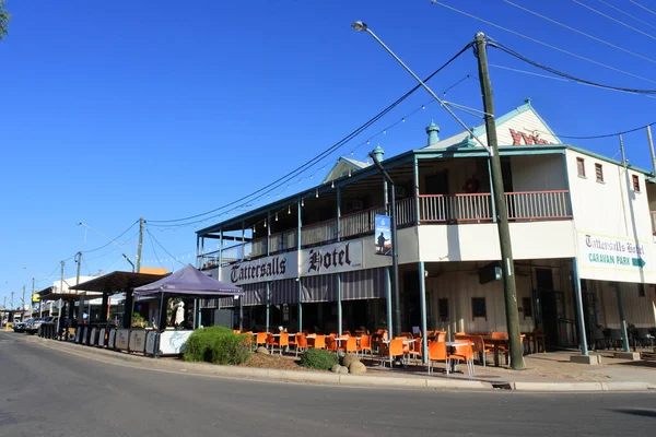 Winton Qld Sep 2022 ウィントンの町の中心 ウィントンはクイーンズランド州オーストラリアの人気のある旅行先のアウトバックタウンであり 多くの有名なオーストラリア映画の映画の場所でした — ストック写真