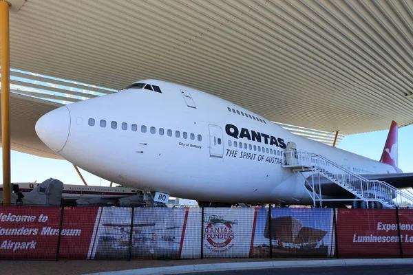 Longreach Qld 2022年9月18日 カンタス ファウンダーズアウトバック博物館は オーストラリアのナショナル航空会社カンタスの歴史を紹介しています — ストック写真