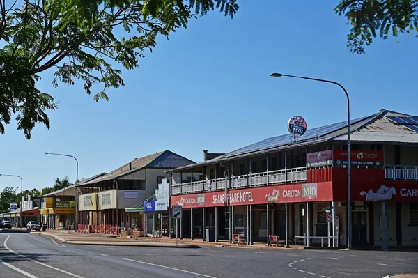 Barcaldine Qld Sep 2022 昆士兰州中部Barcaldine镇的一条空旷的主要街道 内地约占澳大利亚陆地面积的70 但澳大利亚人口不到3 — 图库照片