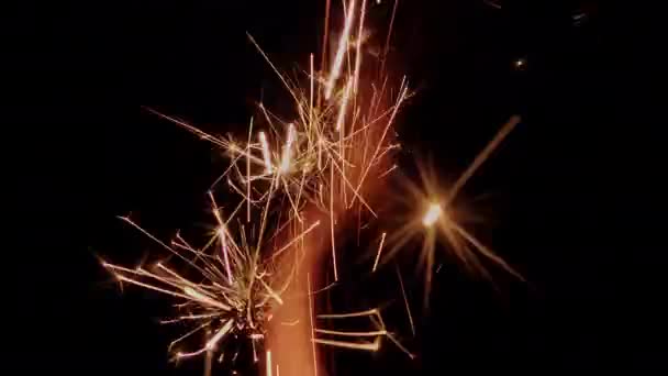 Csillogó Szikrák Égő Tűz Csillogásából Égő Absztrakt Tűz Szikra — Stock videók