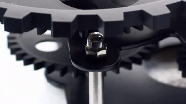 Siyah Çarklı Çalışanların Yakın Çekimi Çalışma Görüntüsü.