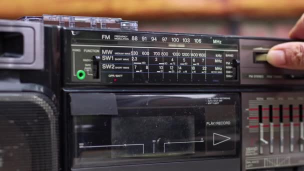 Hand Tuning Vintage Cassette Player Radio Frequency Footage — Stockvideo