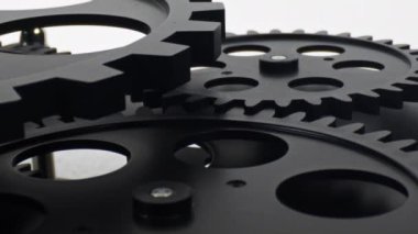Siyah mekanik dişliler ve dişli çarklar