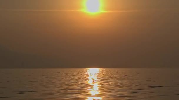 Time Lapse Seascape Yellow Color Dramatic Sunset Sky Footage — Vídeo de Stock