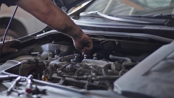 Car Engine Repair Socket Wrench Repair Shop — Stockvideo