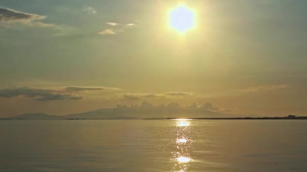 Rain Drops Ocean Yellow Glitter Sunset Footage — Stockvideo