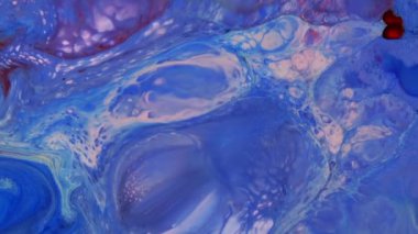 Renkli Kaos Mürekkebi Sıvı Türbülans Hareketinde Yayıldı. 