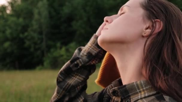 Cinematic Shot Young Brunette Woman Removes Yellow Beanie Makes Deep — Vídeo de Stock