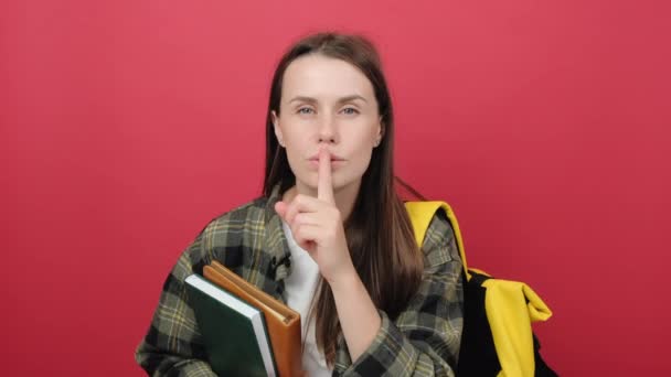 Portrait Young Student Woman Yellow Backpack Doing Silence Gesture Girl — Vídeo de stock