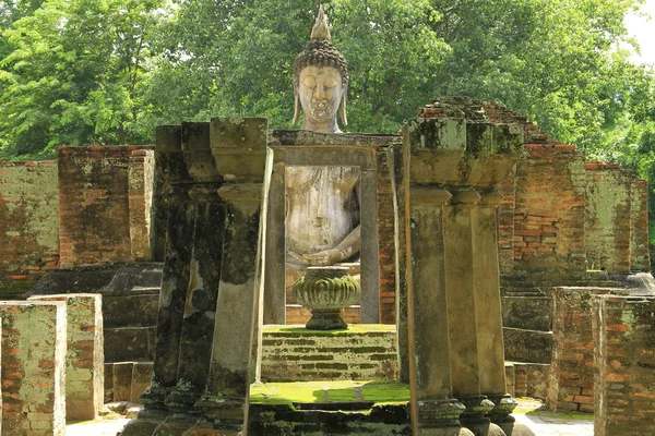 Wat Sri Chum en Sukhothai, Tailandia —  Fotos de Stock