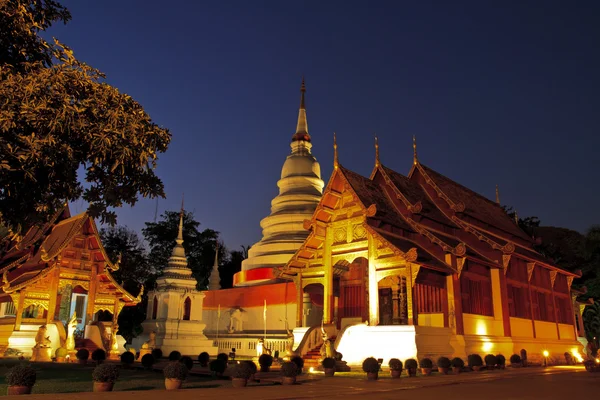 Tempel in der Provinz Chiang Mai, die Dämmerung — Stockfoto