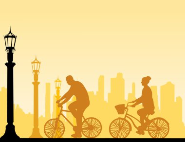 Çift bisiklet sürmeye sokak siluet