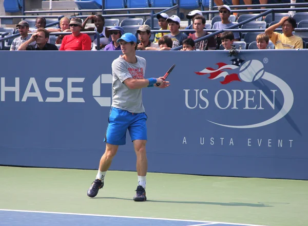 Grand slam şampiyonu andy murray uygulamaları bizim için açık louis armstrong Stadı'nda billie jean king Ulusal Tenis Merkezi — Stok fotoğraf