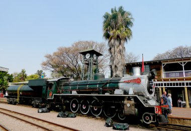 Pretoria, Güney Afrika Cumhuriyeti başkenti park istasyonuna yaklaşık havanamazlar buharlı tren