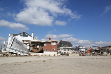 far rockaway, ny dört ay sonra fırtına 28 Şubat 2013 kumlu plaj evleri harap alanı yok