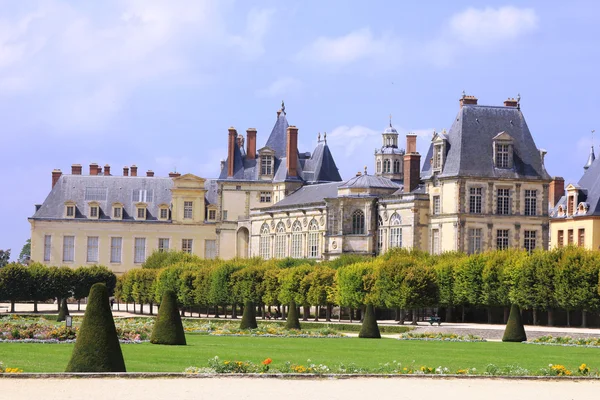 Giardini a Chateau de Fontainebleau vicino a Parigi — Foto Stock