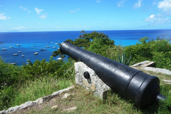 Old cannon on top of Gustavia Harbor, St. Barths, French West indies — Stock Photo, Image