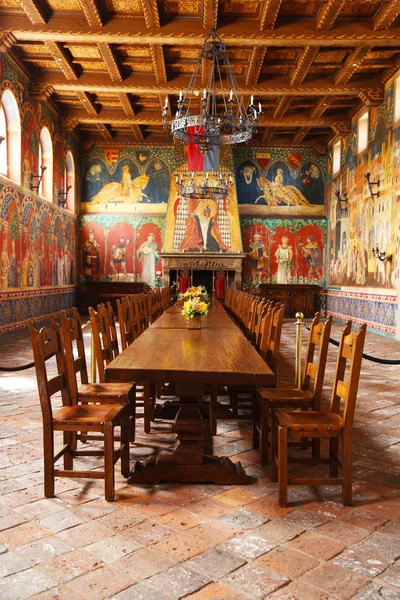 Castello di Amorosa Bodega Gran Salón en el Valle de Napa — Foto de Stock