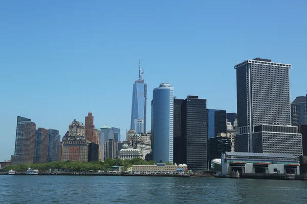 Freedom tower och finansiella distrikt — Stockfoto