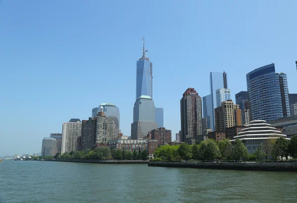 Freedom tower och finansiella distrikt — Stockfoto