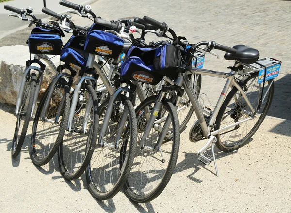 Bicicletas de bicicleta e rolo prontas para turistas em Nova York — Fotografia de Stock