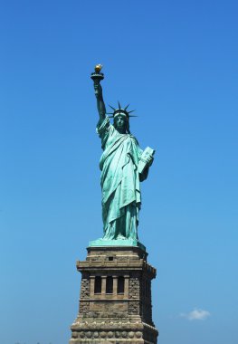 Özgürlük heykeli Bağımsızlık günü Ekim 2012 yılında kumlu kasırgası nedeniyle onarım zarardan sonra yeniden açar