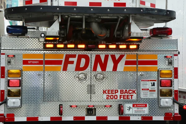 FDNY brand vrachtwagen — Stockfoto